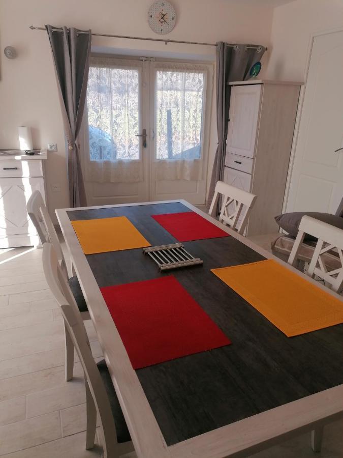 Apartament La Basse-Cour Vic-sur-Cère Zewnętrze zdjęcie